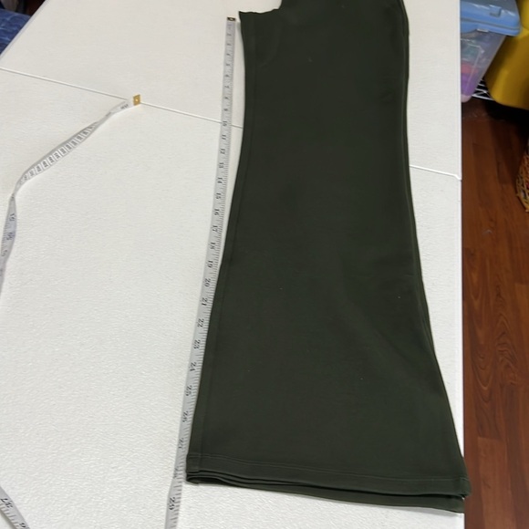 Quince Green Boot Cut Pants - Picture 8 of 9